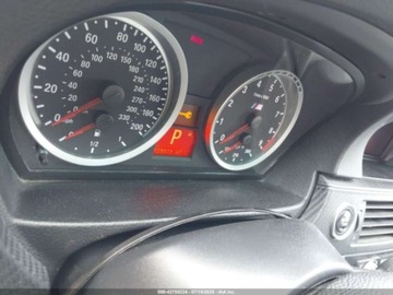 BMW Seria 3 E90-91-92-93 2010 BMW M3 2010 4.0l 4.0 Benzyna 414KM, zdjęcie 10