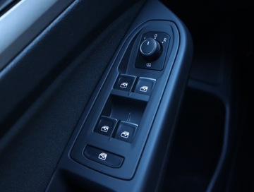 Volkswagen Golf VIII Variant 1.5 eTSI 130KM 2022 VW Golf 1.5 eTSI, Salon Polska, 1. Właściciel, zdjęcie 18