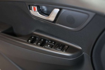 Hyundai Kona I Crossover Facelifting 1.0 T-GDI 120KM 2022 Hyundai Kona 1.0 T-GDI Comfort Benzyna 120KM, zdjęcie 9