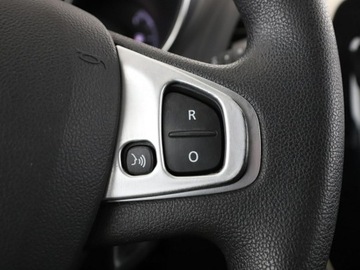 Renault Captur I Crossover 0.9 Energy TCe 90KM 2017 Renault Captur Niski przebieg Historia serwisowa, zdjęcie 28