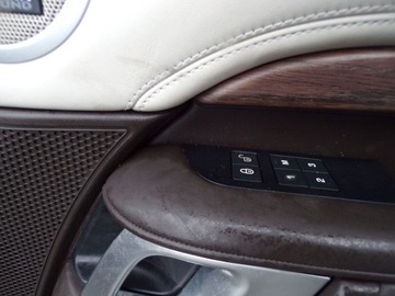 ОБИВКА СТОРОНЫ ДВЕРИ ПЕРЕДНЕЙ СПРАВА, DISCOVERY V АНГЛИЙСКИЙ