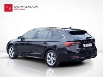 Skoda Octavia IV Kombi Plug-in 1.4 TSI iV Plug-In Hybrid 204KM 2022 Skoda Octavia serwis ASO 1.4hybr. 204KM bezwypadkowy MatrixLED SmartLink h, zdjęcie 2