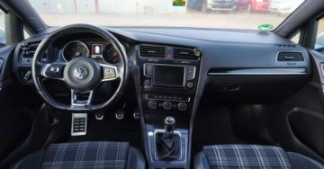 Volkswagen Golf VII GTD 5d 2.0 TDI-CR BlueMotion Technology 184KM 2016 Volkswagen Golf Volkswagen Golf GTD (BlueMotion Technology) 2.0 Diesel, zdjęcie 22