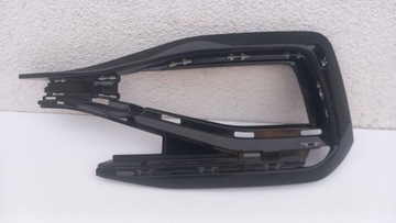 VW Passat B8 Lift 19r-> kratka atrapa zdrzaka przód lewa BYDGOSZCZ