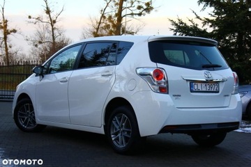 Toyota Verso Minivan Facelifting 1.6 D-4D 112KM 2015 Toyota Verso Toyota Verso 1.6 D-4D 7-Sitzer StartStop Skyview Edition 1.6, zdjęcie 5