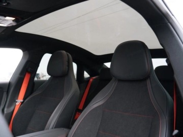 Mercedes CLA C118/X118 2025 MERCEDES-BENZ CLA 200 4-Matic AMG Line 1.5 (163KM) 2025, zdjęcie 10