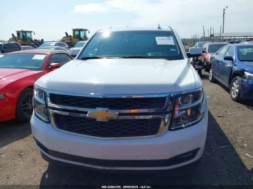 Chevrolet Suburban GMT900 2017 Chevrolet Suburban 2017 Chevrolet Suburban 4WD 5.3 Benzyna 355KM, zdjęcie 10