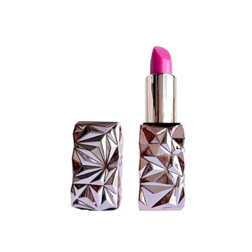 PROTECTIVE LIP LIP WTB VANILLA LIPS 4in1 УВЛАЖНЯЕТ И ПИТАЕТ ПРОДОЛЖИТЕЛЬНО