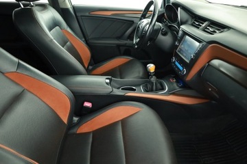 Toyota Avensis III Wagon Facelifting 2015 2.0 D-4D 143KM 2016 Toyota Avensis 2.0 D-4D, Salon Polska, Skóra, zdjęcie 8