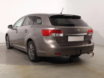 Toyota Avensis III Wagon Facelifting 2.0 D-4D 124KM 2014 Toyota Avensis 2.0 D-4D, Klima, Klimatronic, zdjęcie 3