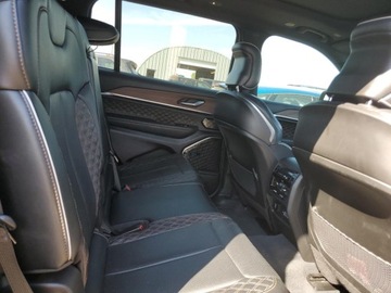 Jeep Grand Cherokee V 2023 Jeep Grand Cherokee L Summit 2023 5.7l 5.7 Benzyna 357KM, zdjęcie 11