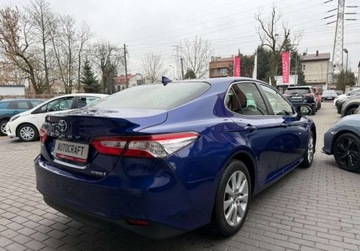Toyota Camry IX Sedan 2.5 Hybrid Dynamic Force 218KM 2020 Toyota Camry Salon Polska, Serwis ASO, Gwarancja 2.5 Hybryda 218KM, zdjęcie 27