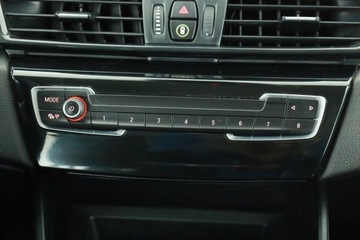 BMW Seria 2 F22-F23-F45-F46 Gran Tourer 216d 116KM 2017 BMW 2 Gran Tourer 216d Gran Tourer, Klima, zdjęcie 12