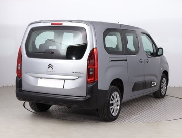 Citroen Berlingo III Osobowy M 1.2 PureTech 131KM 2021 Citroen Berlingo 1.2 PureTech, Salon Polska, zdjęcie 4