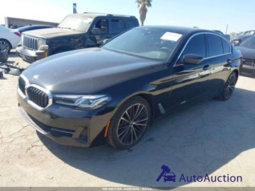 BMW Seria 5 G90-91 2023 BMW Seria 5 2023 BMW 5 Series 530i Sedan 2.0 Benzyna 248KM