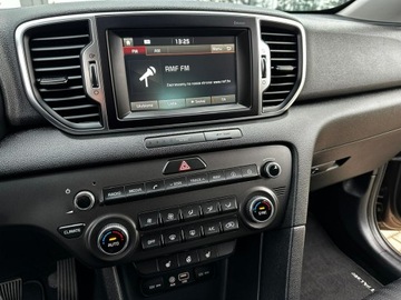 Kia Sportage IV SUV Facelifting 1.6 GDI 132KM 2018 Kia Sportage 1-Ręka 8xAlu Kamera Grzany fotel, zdjęcie 20