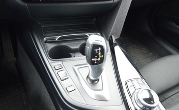 BMW Seria 3 F30-F31-F34 Limuzyna Facelifting 1.5 318i 136KM 2017 BMW Seria 3 318i 136 KM Luxury Line Led Navi Tempomat Salon Polska Serwis, zdjęcie 17