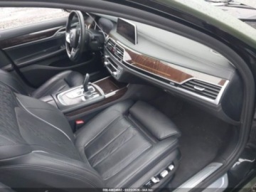 BMW Seria 7 G11-G12 2021 BMW Seria 7 2021 BMW 740I XDRIVE 3.0 Benzyna 335KM, zdjęcie 5
