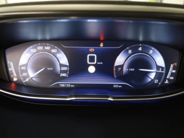 Peugeot 3008 II Crossover 1.2 PureTech 130KM 2019 Peugeot 3008 1.2 PureTech, Navi, Klima, zdjęcie 10