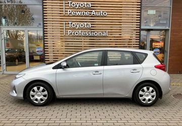 Toyota Auris II Hatchback 5d Facelifting 1.6 Valvematic 132KM 2015 Toyota Auris Toyota Auris 1.6 Active 1.6 Benzyna 132KM, zdjęcie 2
