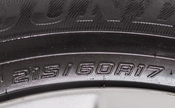 Toyota C-HR I Crossover 1.8 Hybrid 122KM 2019 Toyota C-HR 1.8 Hybrid Premium 1.8 Hybryda 122KM, zdjęcie 31