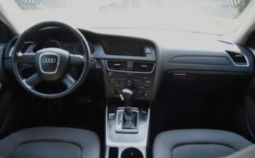 Audi A4 B8 2009 Audi A4 Avant GWARANCJA, 2.0 TDI, Automat, Dobrze utrzymana, Po duzym serw, zdjęcie 8