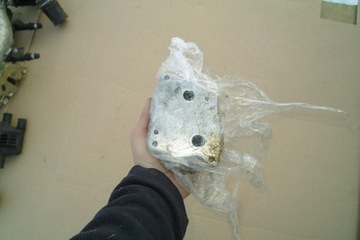 BMW E46 2.0 CHLADIČ OLEJE B8316007