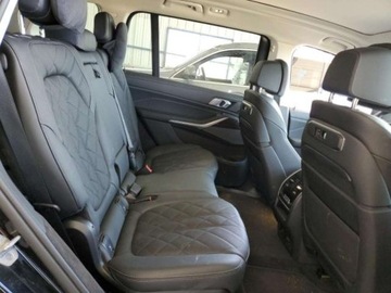 BMW X7 2024 BMW X7 2024, 3.0L, 4x4, po gradobiciu 3.0 Benzyna 375KM, zdjęcie 8