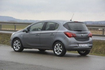 Opel Corsa E Hatchback 3d 1.4 Twinport 90KM 2017 Opel Corsa 1.4 Benzyna gwarancja przebiegu klimaty, zdjęcie 4