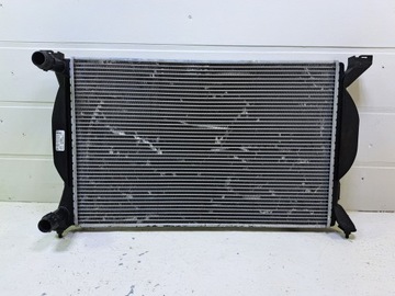 AUDI A4 B6 B7 EXEO CHŁODNICA WODY 8E0121251A