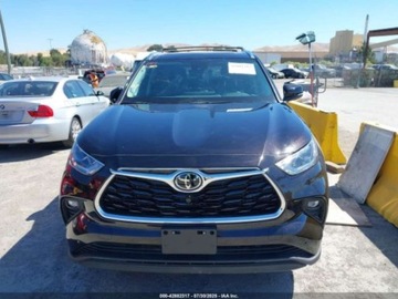 Toyota Highlander III 2022 Toyota Highlander Limited 2022 3.5l 3.5 Benzyna 295KM, zdjęcie 7