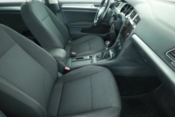 Volkswagen Golf VII Variant Facelifting 1.6 TDI-CR DPF BMT 115KM 2018 VW Golf 1.6 TDI, Salon Polska, VAT 23%, Navi, zdjęcie 6