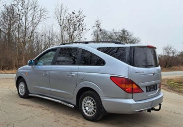  SsangYongKGM Rodius SsangYongKGM Rodius 2.7 Diesel 164KM, zdjęcie 25