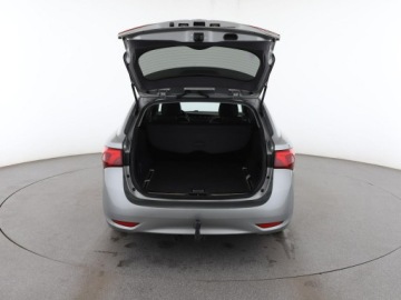 Toyota Avensis III Wagon Facelifting 2015 1.8 Valvematic 147KM 2018 Toyota Avensis automat skóra panorama navi klima, zdjęcie 18