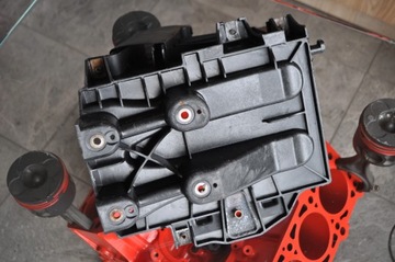 AUDI TT 8N BASE АККУМУЛЯТОРНЫЙ ЯЩИК 8N971824 8N8804373