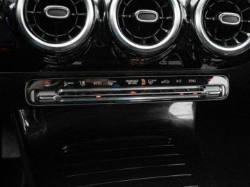 Mercedes CLA C118/X118 2020 Mercedes CLA 180 GD8A206#180 Progressive 7G-DCT, zdjęcie 17