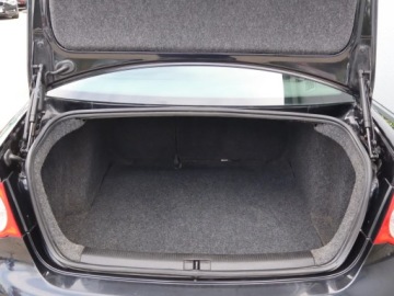 Volkswagen Jetta V 1.9 TDI 105KM 2009 VW Jetta 1.9 TDI, Salon Polska, Klima, Parktronic, zdjęcie 13