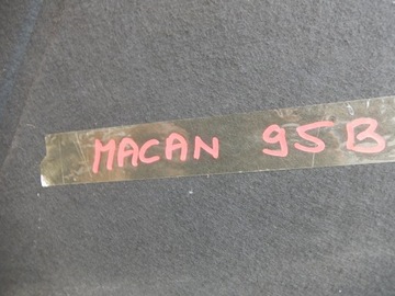 POLIČKA KUFRU ZADNÍ PORSCHE MACAN 95B