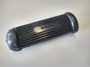 Резиновая накладка на подножку Romet Ogar 200 Ogar 205 с круглым отверстием