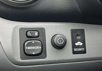 Toyota RAV4 II 1.8 VVTi 125KM 2002 Toyota RAV4 Zarejestrowany - ubezpieczony - 1,8 - 125 KM 1.8 Benzyna 125KM, zdjęcie 30