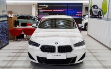 BMW X2 F39 2022 BMW X2 sDrive18i M Sport 1.5 Benzyna 136KM, zdjęcie 1
