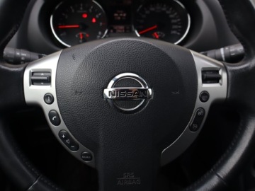 Nissan Qashqai I Crossover 1.6 115KM 2010 Nissan Qashqai 1.6, Salon Polska, Klima, zdjęcie 15