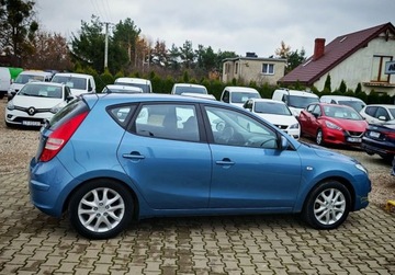 Hyundai i30 I Hatchback 1.6 126KM 2010 Hyundai i30 1.6 Benzyna 126KM, zdjęcie 6