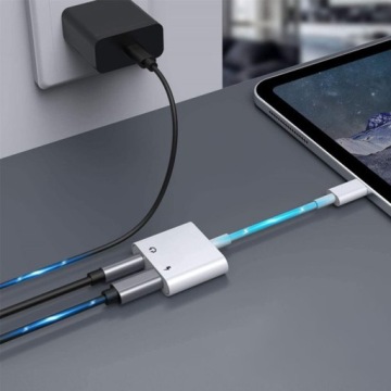 АДАПТЕР LIGHTNING AUDIO MINI JACK 3,5 ММ ДЛЯ IPAD IPHONE X 13
