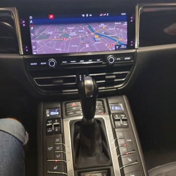 Porsche Macan 2020 Porsche Macan Porsche Macan, 2020r., 4x4, 2.0L 2.0 Benzyna 248KM, zdjęcie 7