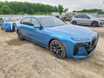 BMW Seria 7 G70 2024 BMW Seria 7 760XI 2024 4.4 Benzyna 523KM, zdjęcie 4