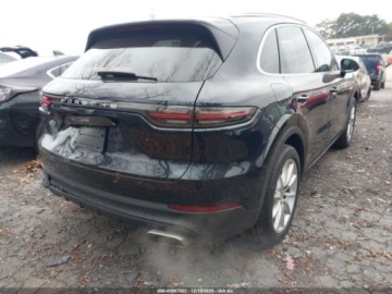 Porsche Cayenne III 2023 Porsche Cayenne E-Hybrid Platinum Edition 2023 3.0 Hybryda 335KM, zdjęcie 5