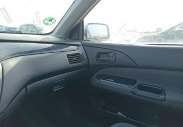 Mitsubishi Lancer VIII Kombi 1.6 i 16V Sport 98KM 2003 Mitsubishi Lancer Mitsubishi Lancer 1.6 Benzyna 98KM, zdjęcie 10