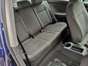 Volkswagen Golf V Hatchback 1.4 i 16V 75KM 2004 Volkswagen Golf 1.4 16v 75KM Klimatronik Isofix, zdjęcie 17