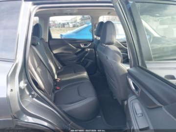 Subaru 2023 Subaru Forester 2023r., 4x4, 2.5L 2.5 Benzyna 182KM, zdjęcie 8